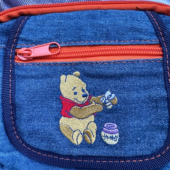 Winnie The Pooh belt bag - Picture 3 of 6